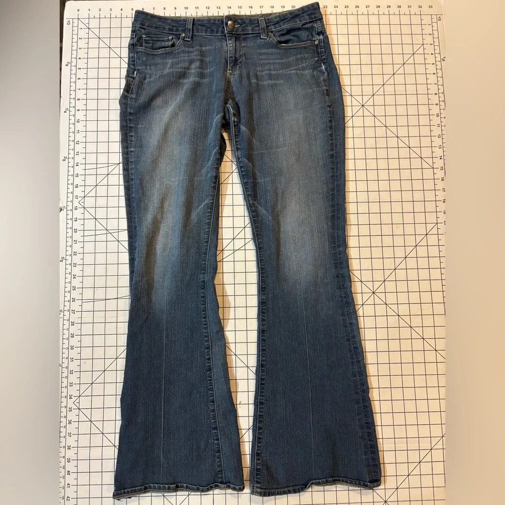 PAIGE Women’s Size‎ 31 Canyon Flare Jeans